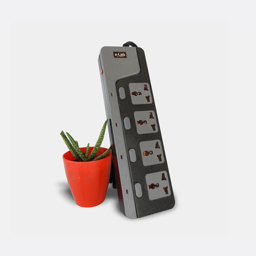 XLab 4 port XEC-440N Power Extension cord